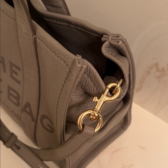 Marc Jacobs Tote - Picture 7 of 10